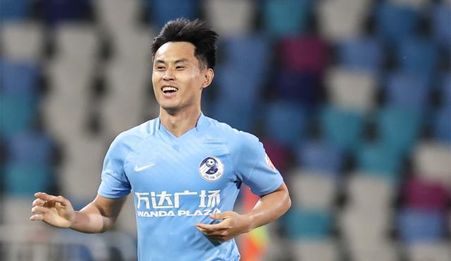 dota2直播-【中超】商隐传射曼巴建功 大连人2比0胜成都止连败