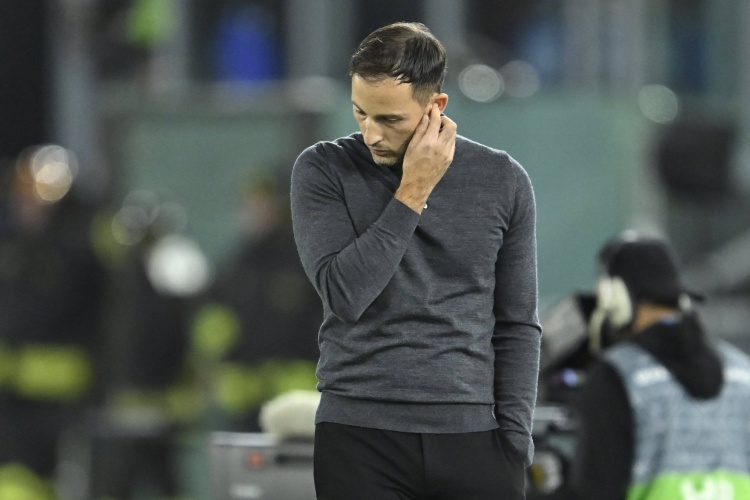 王者荣耀直播-土媒：费内巴切主帅特德斯科生病仍想现场指挥比赛，被医生劝阻